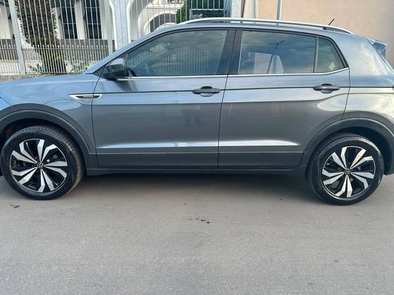 VOLKSWAGEN T-CROSS 1.4 250 TSI TOTAL FLEX HIGHLINE AUTOMÁTICO